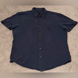 Hugo Boss Men’s Navy Blue Sharp Fit Polka Dot Short Sleeve Button Down Size 2XL
